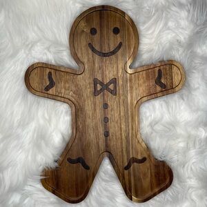 Gingerbread Man Wooden Charcuterie Board